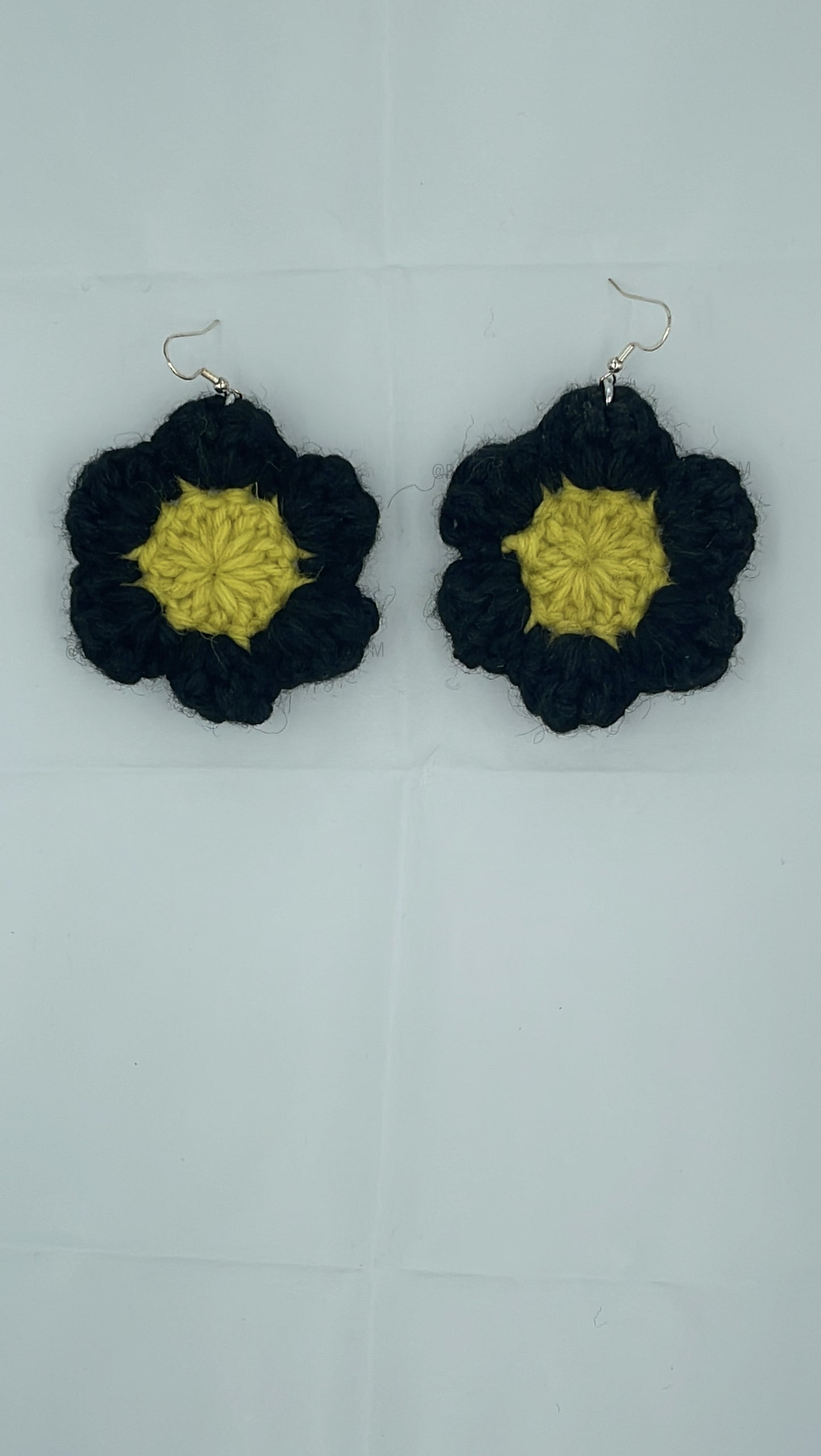 Retro Crochet Flower Earrings