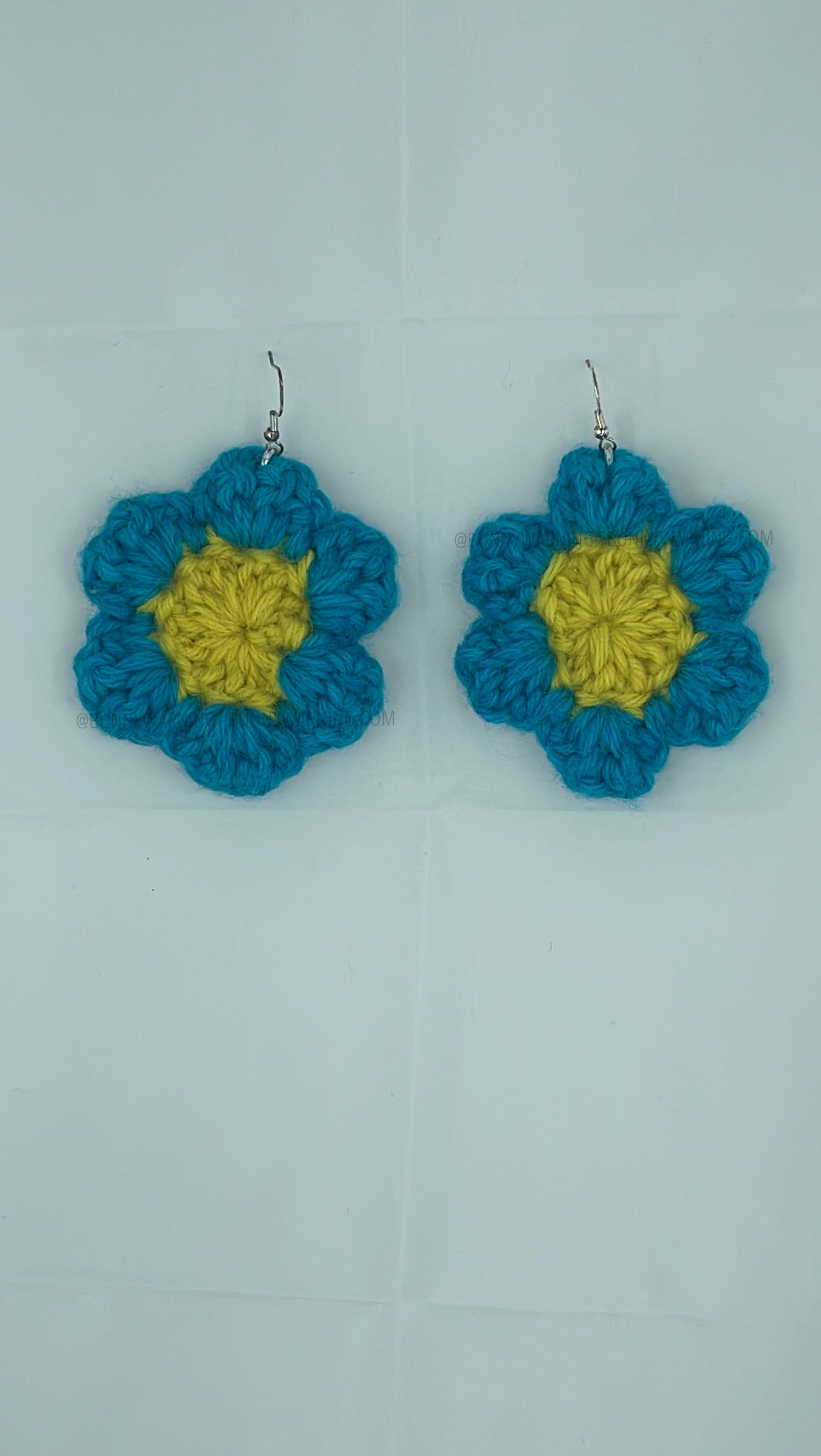 Retro Crochet Flower Earrings