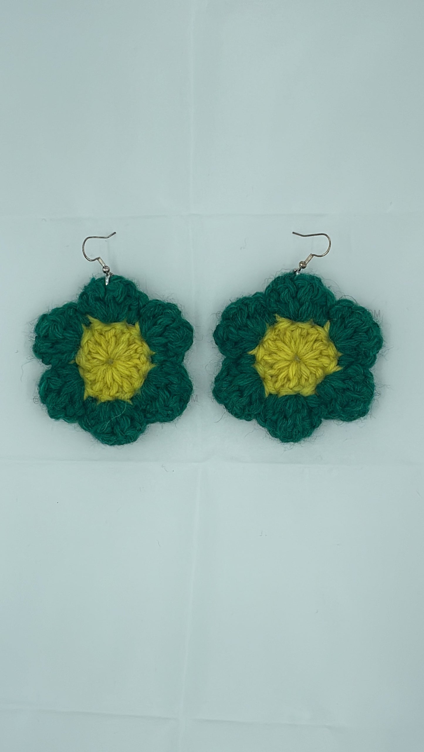 Retro Crochet Flower Earrings