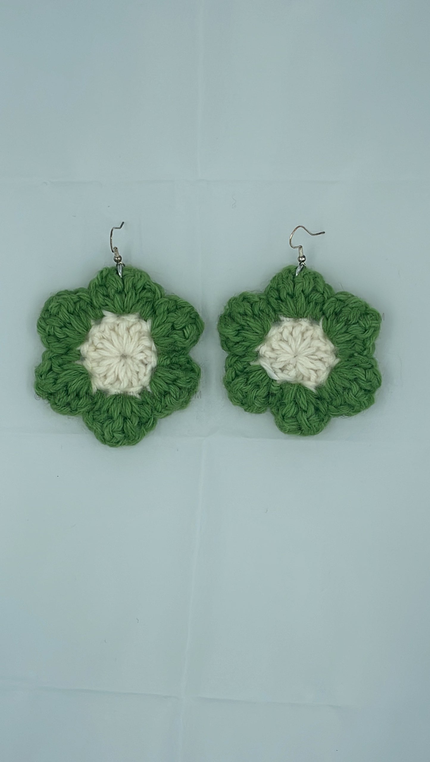 Retro Crochet Flower Earrings